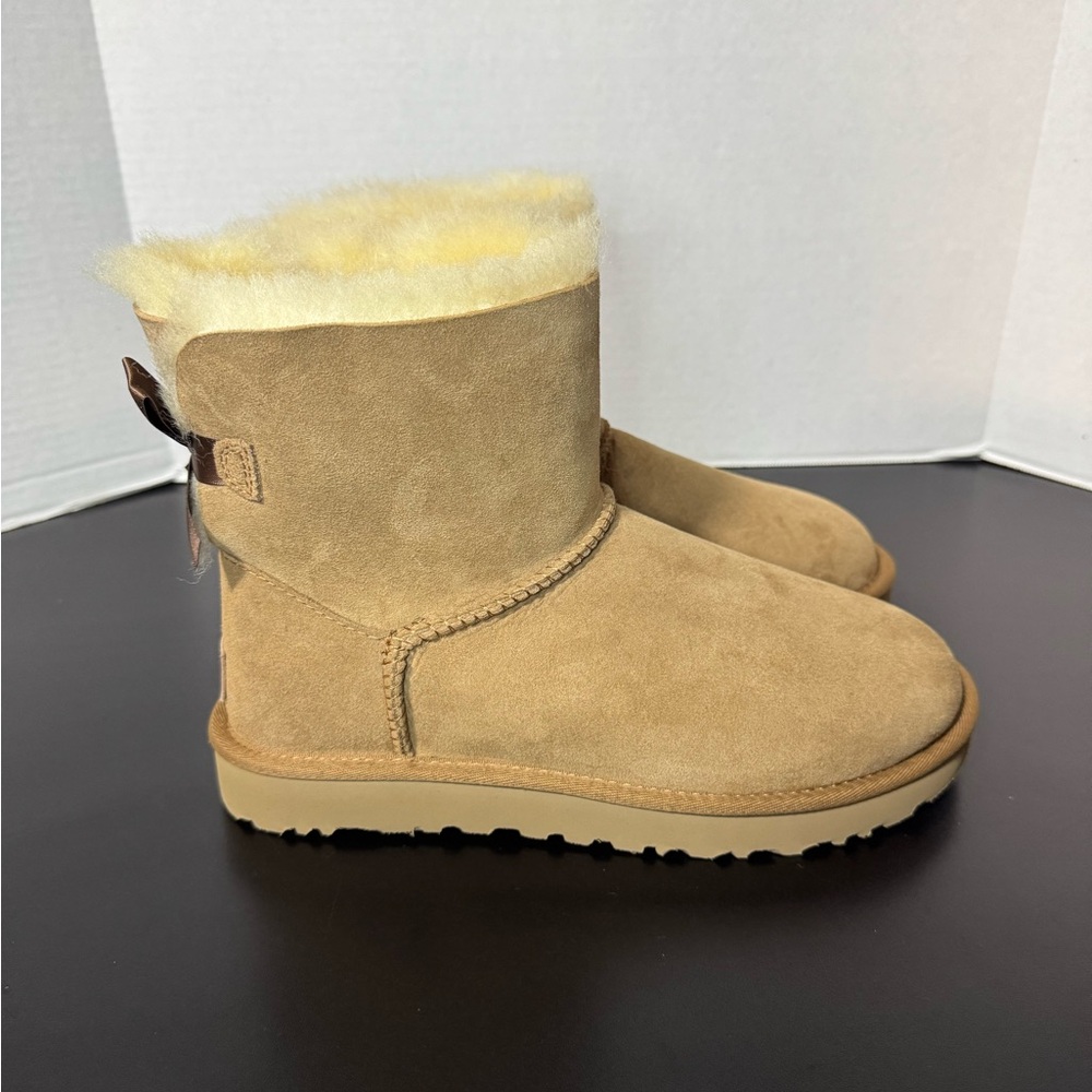 Women’s UGG mini Bailey bow ll boot